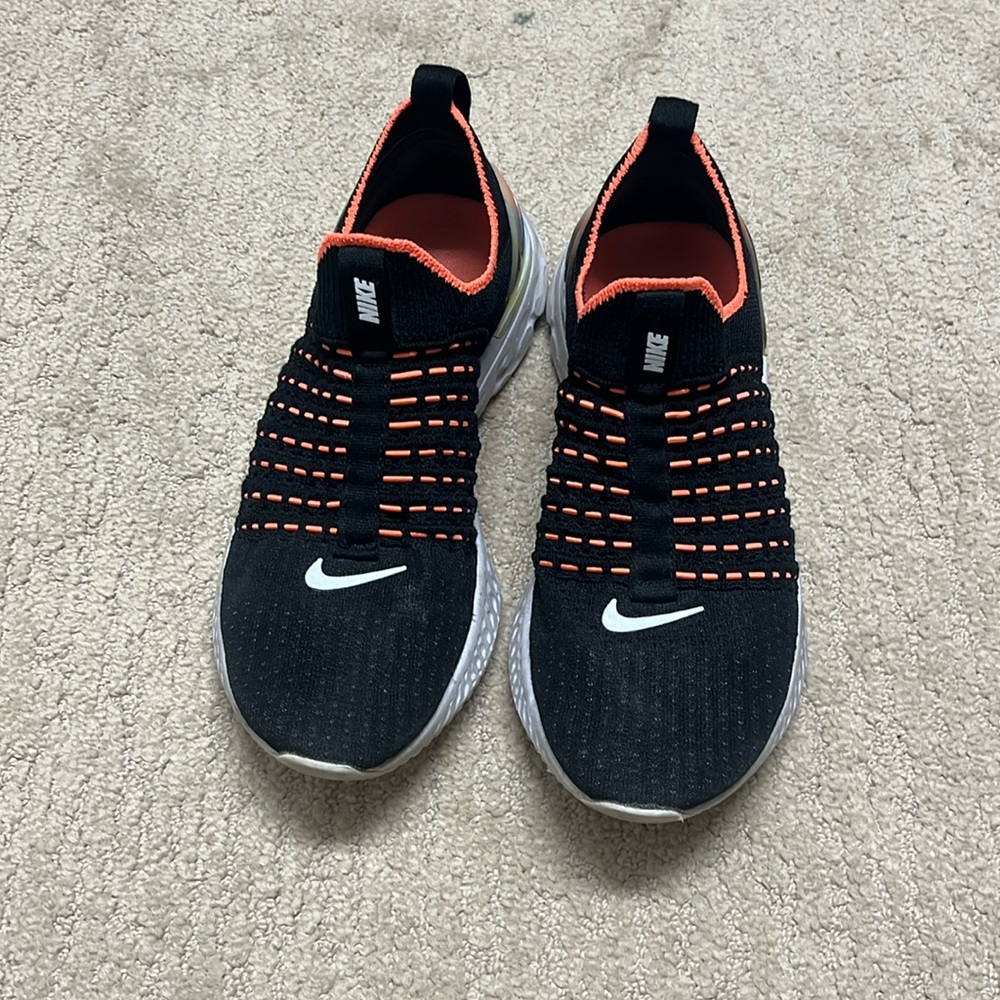 Nike react